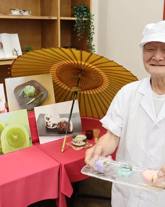 SILVERプラン（お菓子作り体験２つ〜実食+工場見学+お買い物＋お土産２品付き）【約120分】